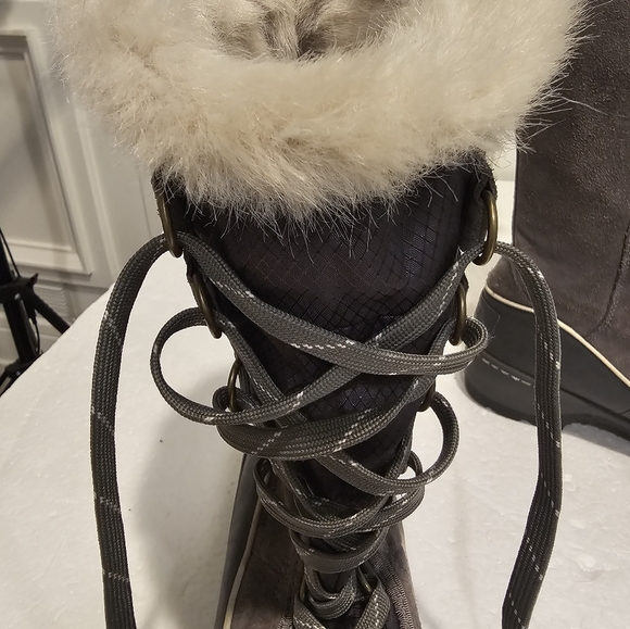 SOREL women's Tivoli Waterproof Winter Snow Boots - Picture 13 of 14